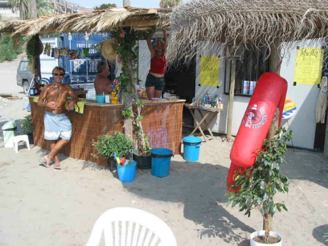 El local